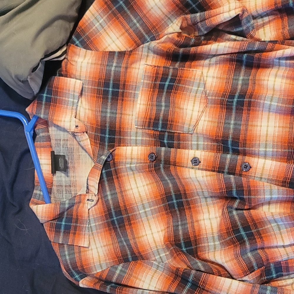 rue 21 button up flannel size small